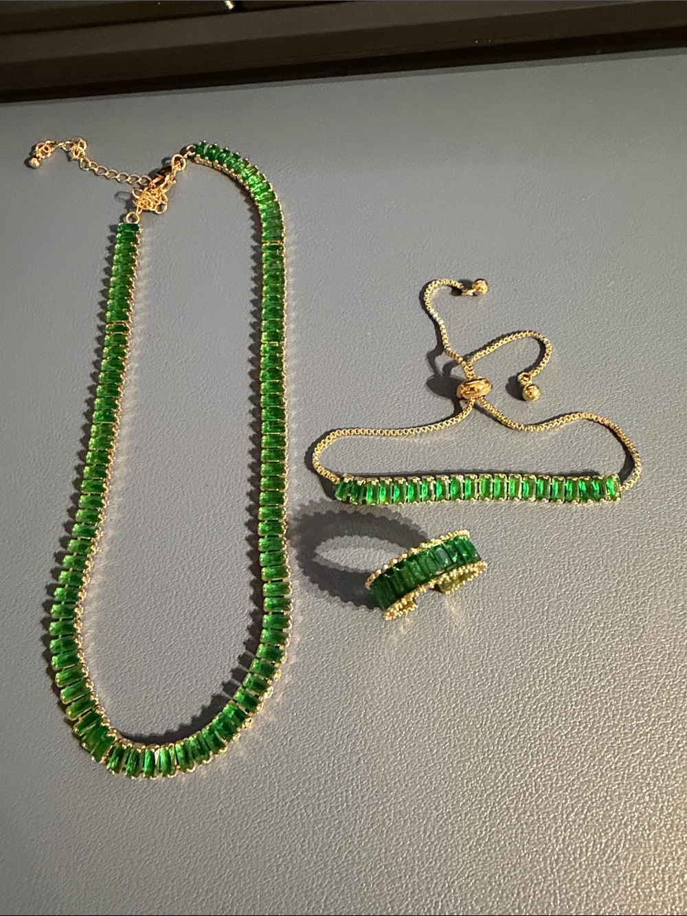 Gold-Tone Choker Necklace, bracelet and Ring Set with Green Emerald Crystals